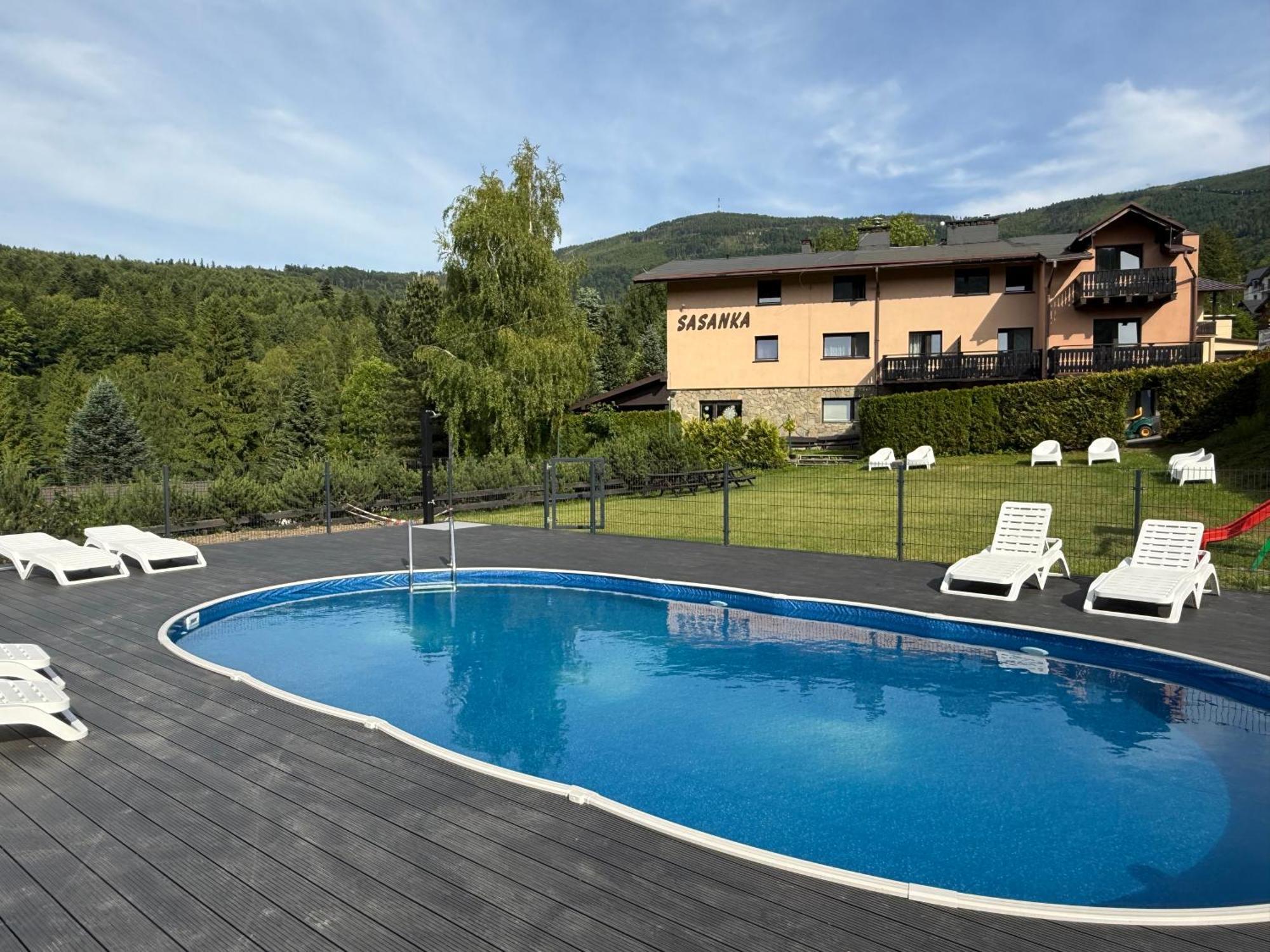 Sasanka Przy Gondoli Bed & Breakfast *